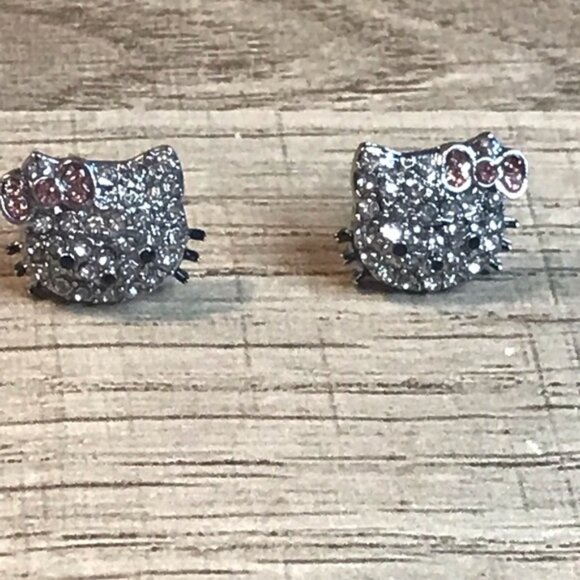 Pink Sanrio Hello Kitty Ear Stud Cute Girl Y2K Kawaii Rhinestone Earrings - Picture 6 of 7